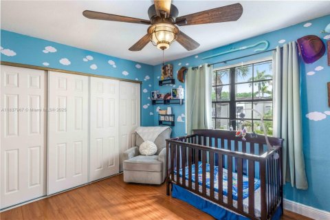 Touwnhouse à vendre à Miami, Floride: 2 chambres, 97.55 m2 № 1823843 - photo 8