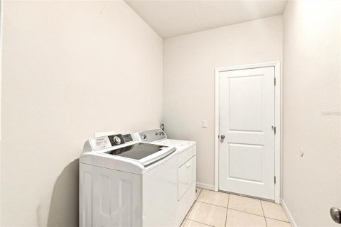 Casa en venta en North Port, Florida, 3 dormitorios, 139.91 m2 № 2230536 - foto 20