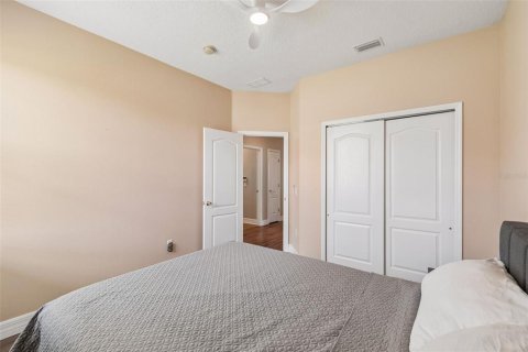 House in Apollo Beach, Florida 4 bedrooms, 212.19 sq.m. № 2122644 - photo 24
