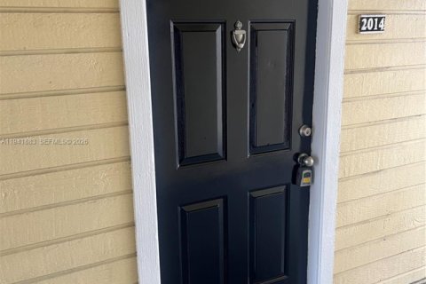 Condominio en alquiler en Orlando, Florida, 1 dormitorio № 2054480 - foto 2