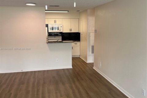 Condominio en alquiler en Orlando, Florida, 1 dormitorio № 2054480 - foto 11