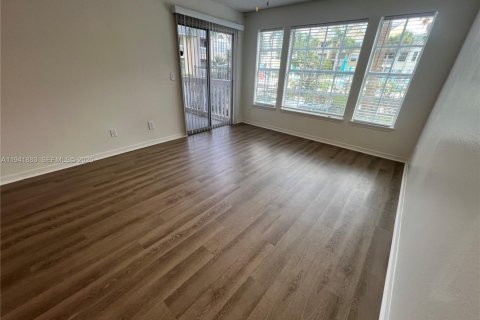 Condominio en alquiler en Orlando, Florida, 1 dormitorio № 2054480 - foto 5