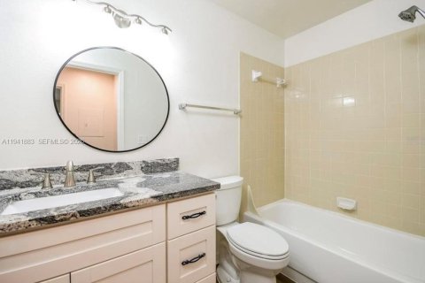 Condominio en alquiler en Orlando, Florida, 1 dormitorio № 2054480 - foto 19