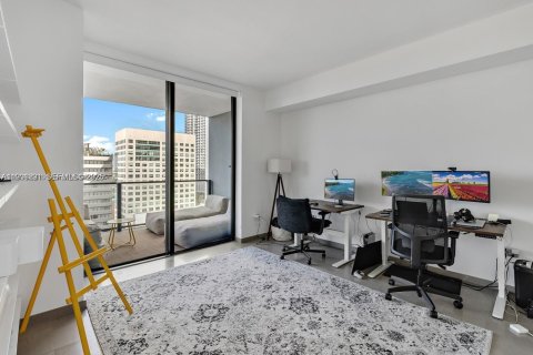 Copropriété à louer à Miami, Floride: 2 chambres, 129.41 m2 № 1989844 - photo 8