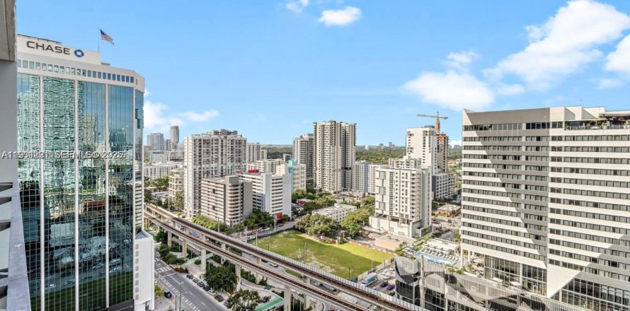 Condo à Miami, Floride, 2 chambres  № 1989844