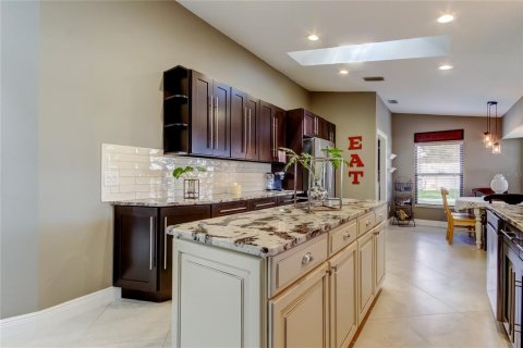 House in Safety Harbor, Florida 4 bedrooms, 188.03 sq.m. № 1743268 - photo 24