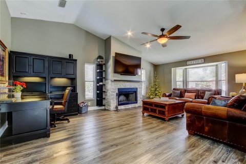 House in Safety Harbor, Florida 4 bedrooms, 188.03 sq.m. № 1743268 - photo 10