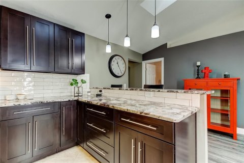 House in Safety Harbor, Florida 4 bedrooms, 188.03 sq.m. № 1743268 - photo 21