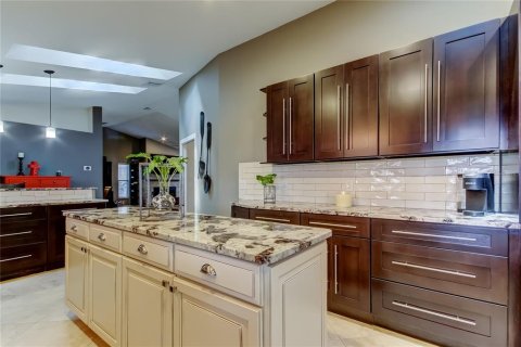 House in Safety Harbor, Florida 4 bedrooms, 188.03 sq.m. № 1743268 - photo 28