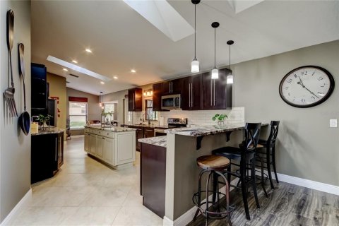 House in Safety Harbor, Florida 4 bedrooms, 188.03 sq.m. № 1743268 - photo 17