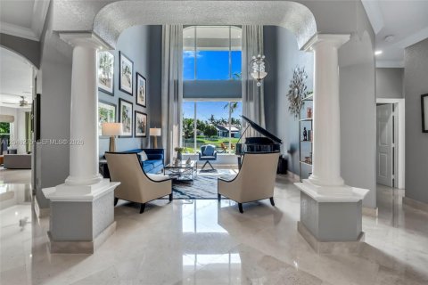 House in Miramar, Florida 6 bedrooms, 396.14 sq.m. № 2259995 - photo 5