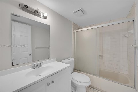 Condominio en venta en Miami, Florida, 2 dormitorios, 79.9 m2 № 2033127 - foto 10