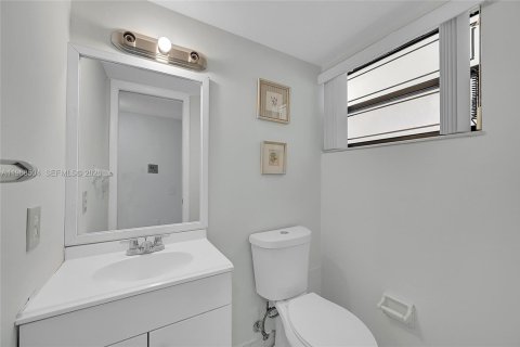 Condominio en venta en Miami, Florida, 2 dormitorios, 79.9 m2 № 2033127 - foto 8