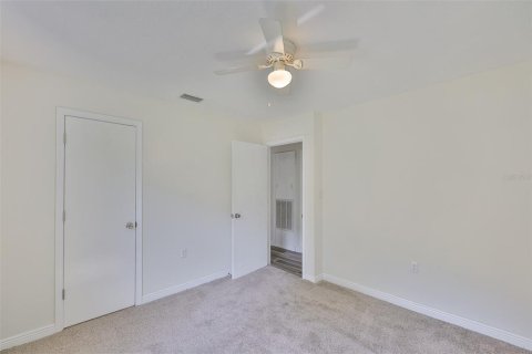 House in Seffner, Florida 3 bedrooms, 111.48 sq.m. № 1741166 - photo 21