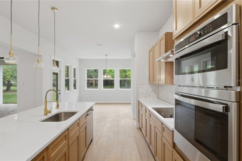 Купить виллу или дом в Киссимми, Флорида 8 комнат, 242.75м2, № 2230742 - фото 30