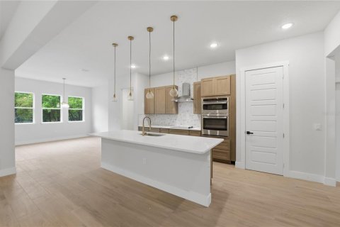 Купить виллу или дом в Киссимми, Флорида 8 комнат, 242.75м2, № 2230742 - фото 23