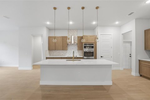 Купить виллу или дом в Киссимми, Флорида 8 комнат, 242.75м2, № 2230742 - фото 22