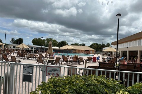 Copropriété à vendre à Delray Beach, Floride: 2 chambres, 125.23 m2 № 1231217 - photo 1