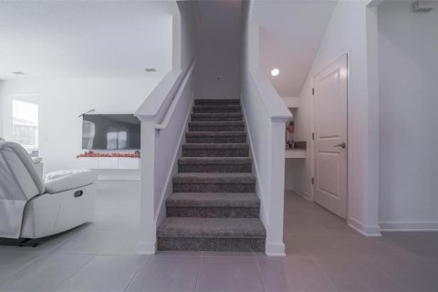 Casa en venta en Davenport, Florida, 5 dormitorios, 305.37 m2 № 1901584 - foto 30