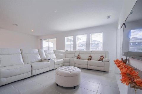 Casa en venta en Davenport, Florida, 5 dormitorios, 305.37 m2 № 1901584 - foto 20