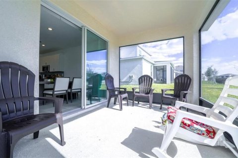 Casa en venta en Davenport, Florida, 5 dormitorios, 305.37 m2 № 1901584 - foto 29