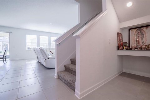 Casa en venta en Davenport, Florida, 5 dormitorios, 305.37 m2 № 1901584 - foto 18