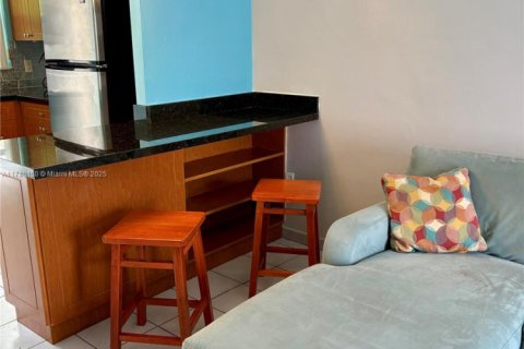 Condo in Miami Beach, Florida  № 1488963 - photo 29