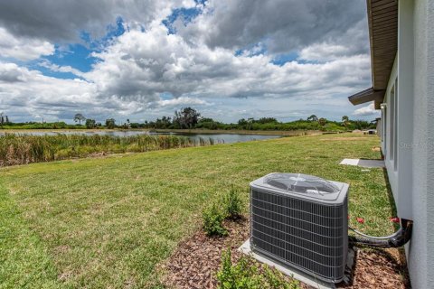 House in Ruskin, Florida 4 bedrooms, 239.32 sq.m. № 1662683 - photo 26