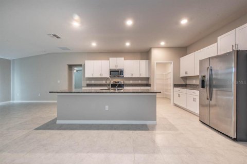 House in Ruskin, Florida 4 bedrooms, 239.32 sq.m. № 1662683 - photo 4