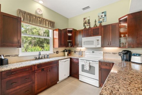 Villa ou maison à vendre à DeLand, Floride: 2 chambres, 135.17 m2 № 2142698 - photo 3