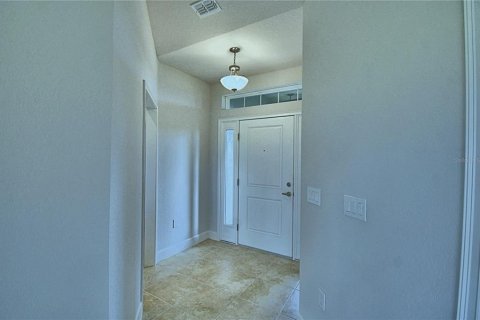 House in Auburndale, Florida 4 bedrooms, 163.04 sq.m. № 2393996 - photo 4