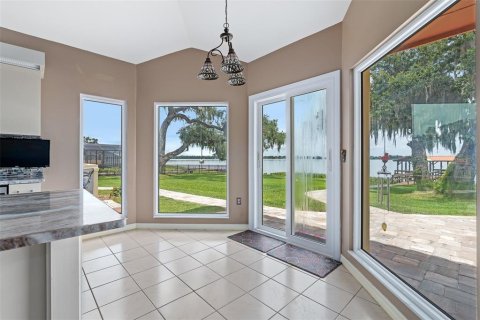 House in Leesburg, Florida 3 bedrooms, 343 sq.m. № 2295041 - photo 27