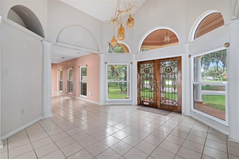 House in Leesburg, Florida 3 bedrooms, 343 sq.m. № 2295041 - photo 7