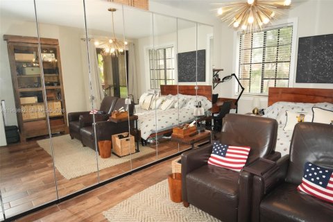 Townhouse in Weston, Florida 3 bedrooms, 144.93 sq.m. № 2030902 - photo 19