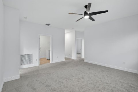 Casa en alquiler en Jensen Beach, Florida, 3 dormitorios, 189.71 m2 № 2078727 - foto 27