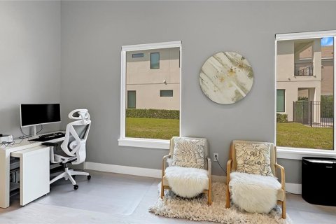 House in Four Corners, Florida 5 bedrooms, 354.79 sq.m. № 1828066 - photo 19