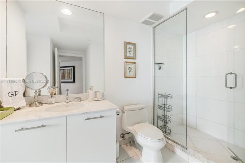 Condo in Miami, Florida, 2 bedrooms  № 1465773 - photo 20