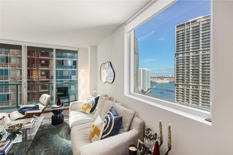 Condo in Miami, Florida, 2 bedrooms  № 1465773 - photo 6