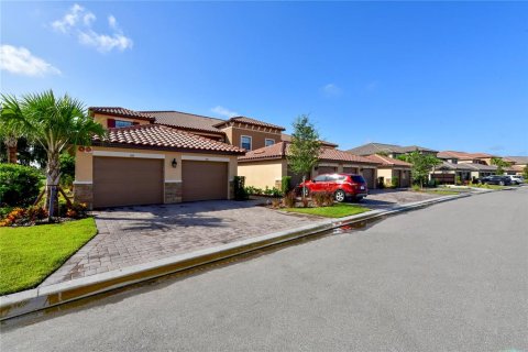 Condominio en alquiler en Bradenton, Florida, 2 dormitorios, 141.95 m2 № 1723480 - foto 4