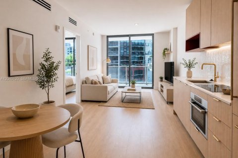 Condo in Miami, Florida, 1 bedroom  № 2086431 - photo 8