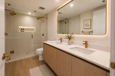 Condo in Miami, Florida, 1 bedroom  № 2086431 - photo 24