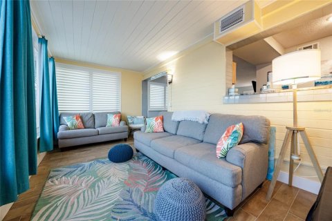 Villa ou maison à vendre à Ormond Beach, Floride: 3 chambres, 113.15 m2 № 2097674 - photo 26
