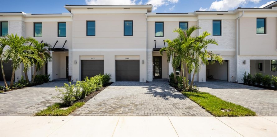Touwnhouse à Wellington, Floride 3 chambres, 167.04 m2 № 2401821
