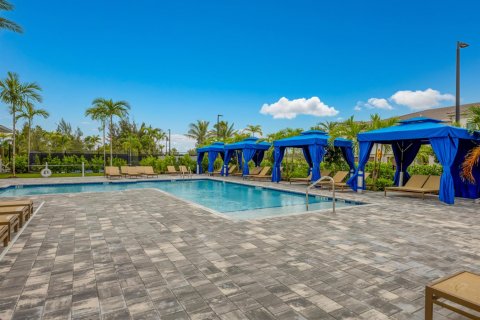 Touwnhouse à louer à Wellington, Floride: 3 chambres, 167.04 m2 № 2401821 - photo 15