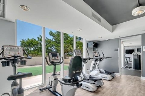 Condominio en venta en Miami, Florida, 1 dormitorio, 74.69 m2 № 2027932 - foto 20