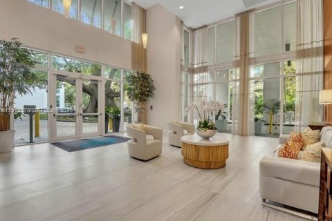 Condominio en venta en Miami, Florida, 1 dormitorio, 74.69 m2 № 2027932 - foto 17