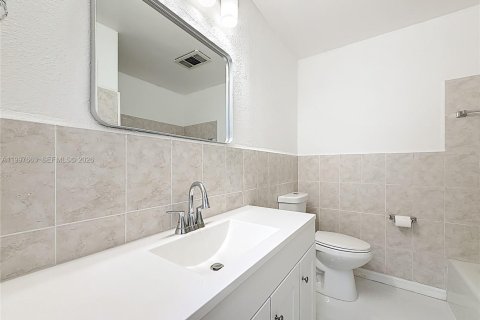 Villa ou maison à vendre à Ocala, Floride: 3 chambres, 193.61 m2 № 2059365 - photo 16