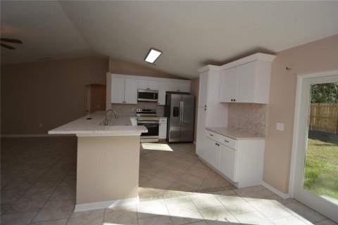 House in Palm Coast, Florida 3 bedrooms, 112.6 sq.m. № 1799729 - photo 6
