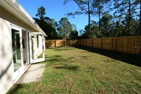 House in Palm Coast, Florida 3 bedrooms, 112.6 sq.m. № 1799729 - photo 14
