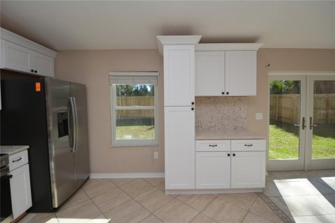 House in Palm Coast, Florida 3 bedrooms, 112.6 sq.m. № 1799729 - photo 8